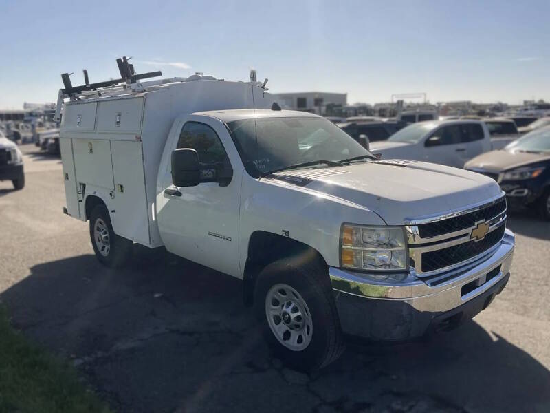 chevrolet silverado 3500 chassis cab 2013 1GB3CZCG2DF239347 image chevrolet silverado 3500 chassis cab 2013 1GB3CZCG2DF239347 image